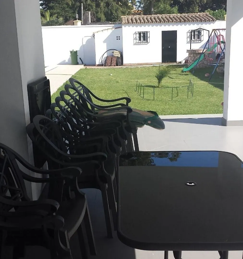 Daire Chalet With 4 Bedrooms In Chiclana De La Frontera, With Private Pool A